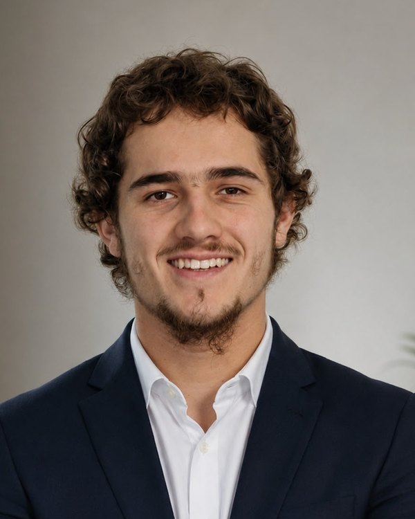 Finn Lampe O'Connor, Co-founder of Suited Hills Management